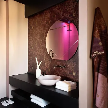 Bed & Breakfast Velona's Jungle Luxury