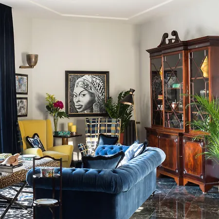 Velona's Jungle Luxury Bed & Breakfast 4*