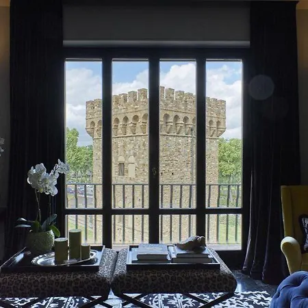 Velona's Jungle Luxury 4* Florence