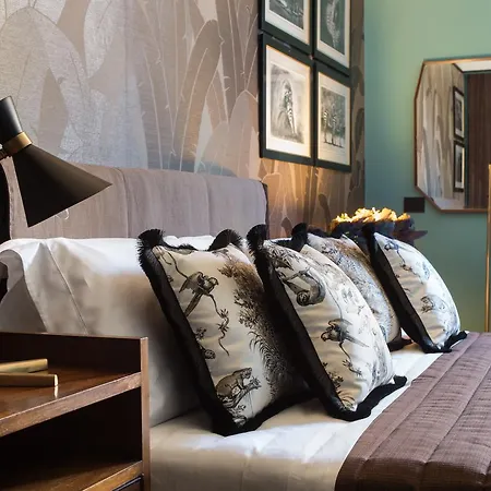 Velona's Jungle Luxury Bed & Breakfast Florence