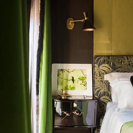 Velona's Jungle Luxury 3*