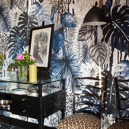 Velona's Jungle Luxury Bed & Breakfast Florence