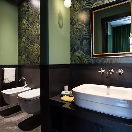 Bed & Breakfast Velona's Jungle Luxury Florence