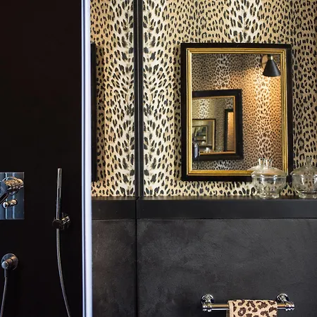Bed & Breakfast Velona's Jungle Luxury 3*
