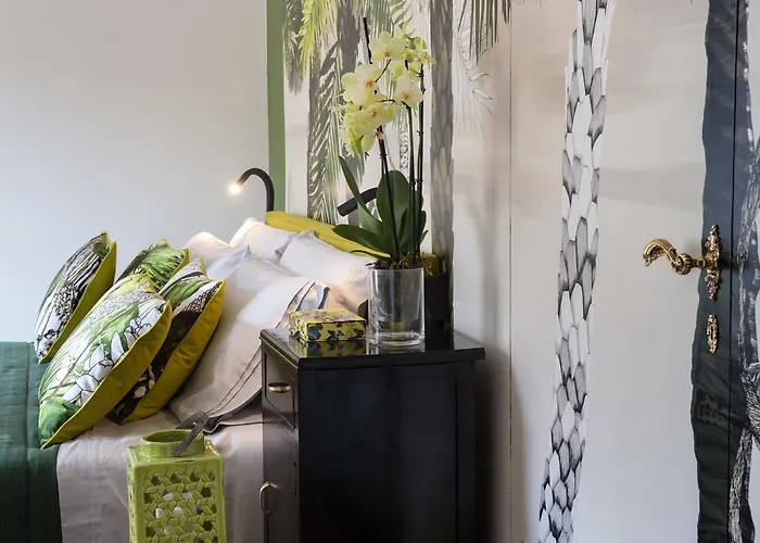 Velona's Jungle Luxury 4*