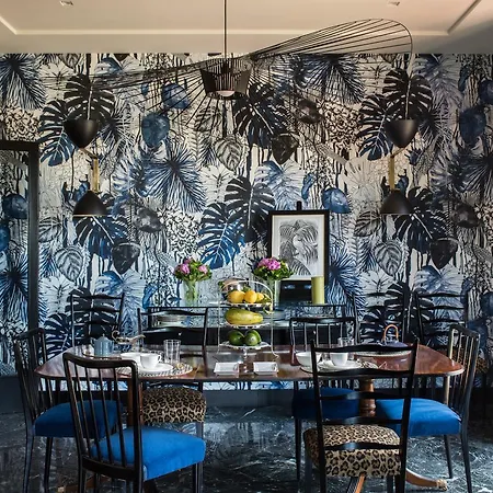 Velona's Jungle Luxury Bed & Breakfast 3*